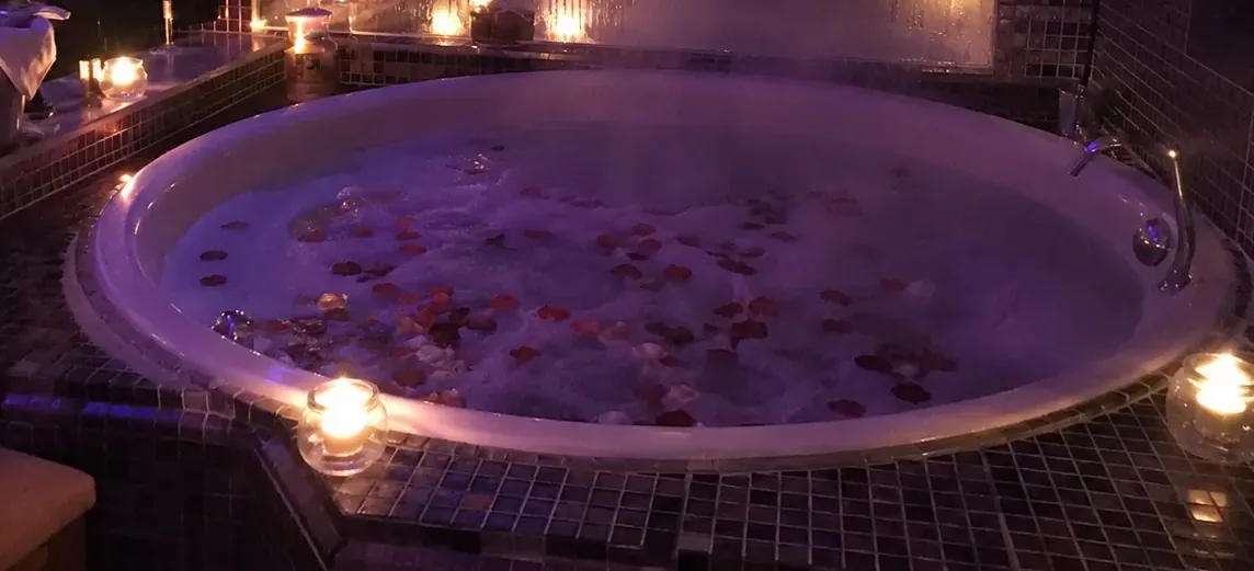 Jakuzili vip oda — Lila Spa, Büyükçekmece misafirlerine hizmet veren salon